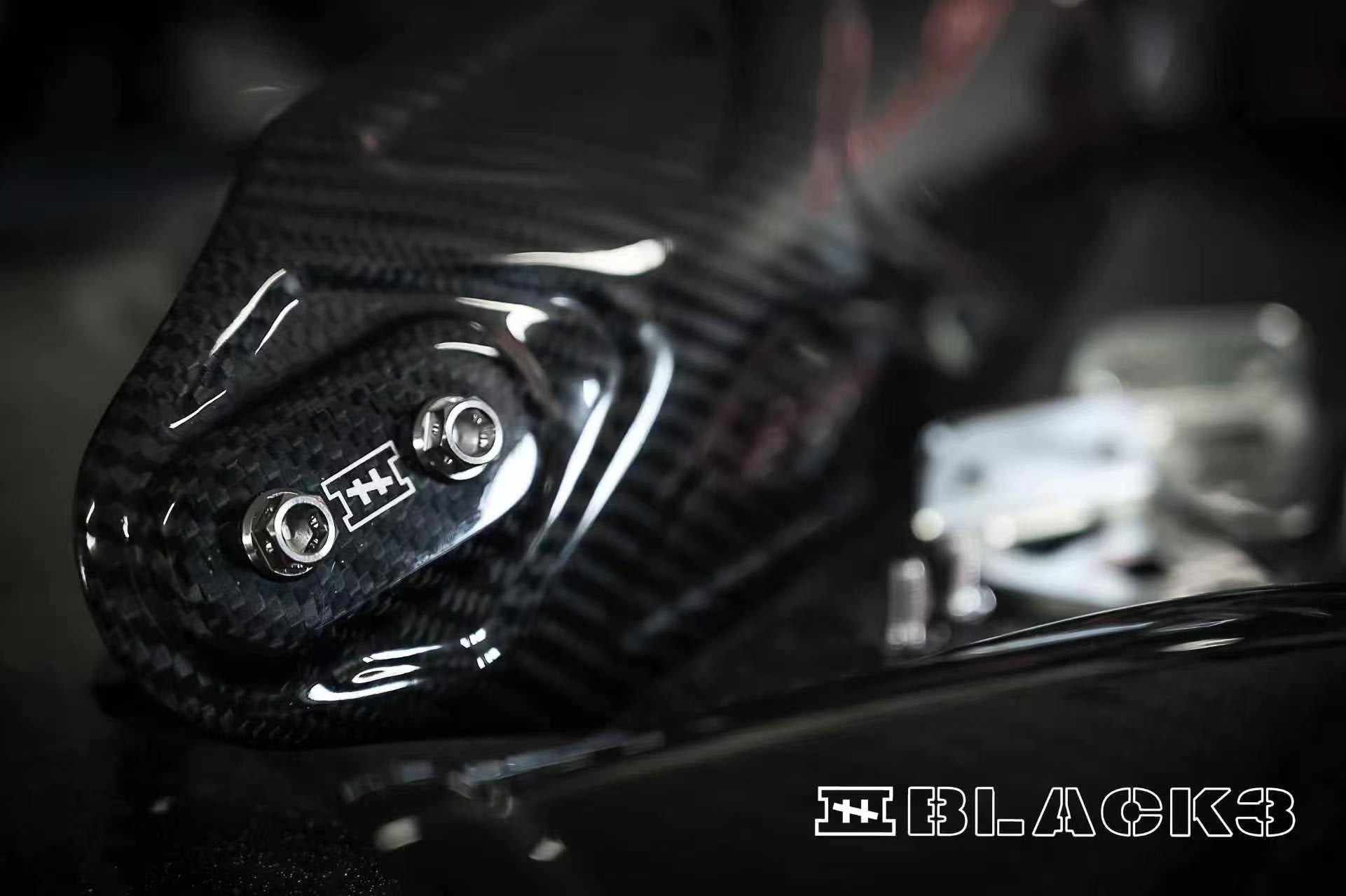 BLACK3 Carbon Fiber Handguard