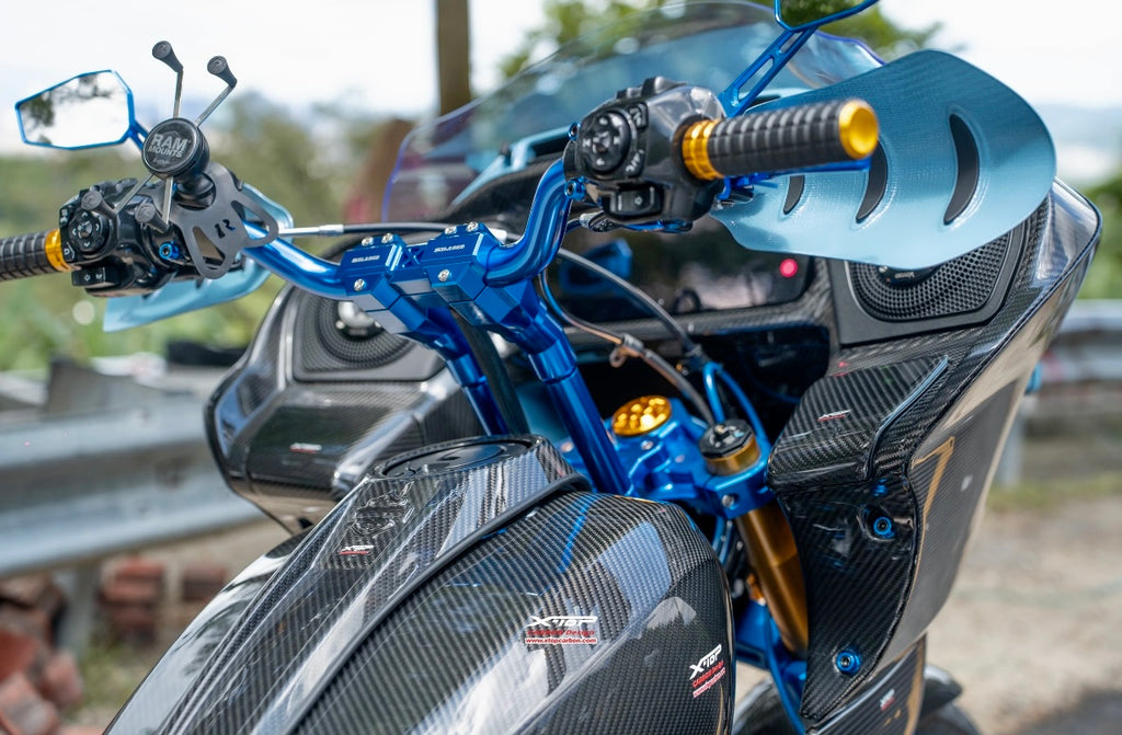 CNC triple trees kit for Harley-Davidson Touring, close-up