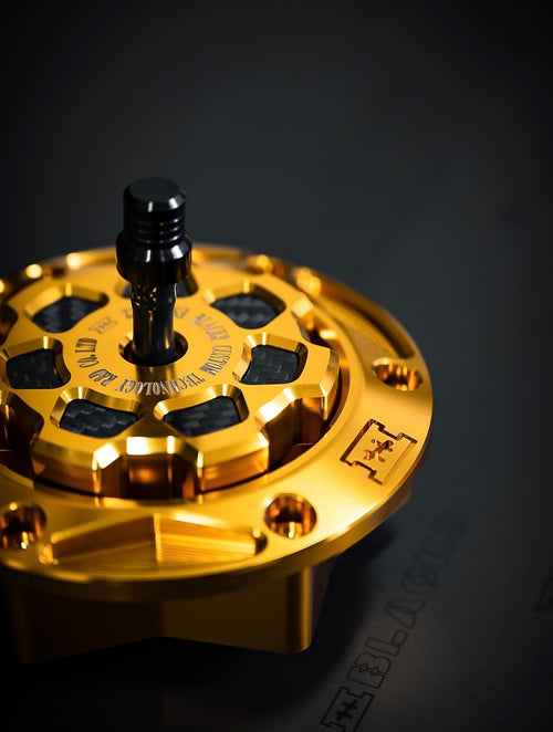 CNC 7-spoke fuel cap for Harley-Davidson, detail view