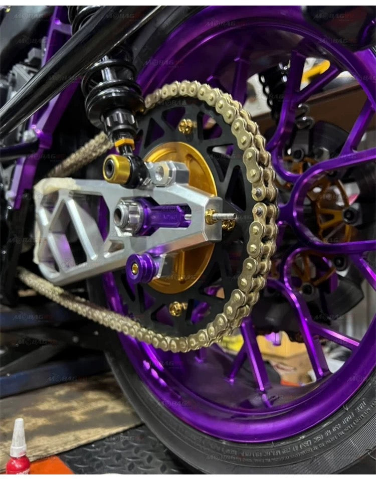 forged aluminum rear swingarm for Harley-Davidson, comparison view