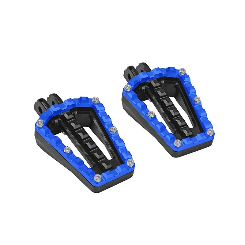 CNC billet footpegs for Harley-Davidson, comparison view