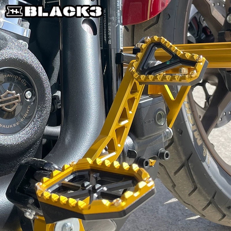 Chocolates series CNC footpegs for Harley-Davidson, detail view