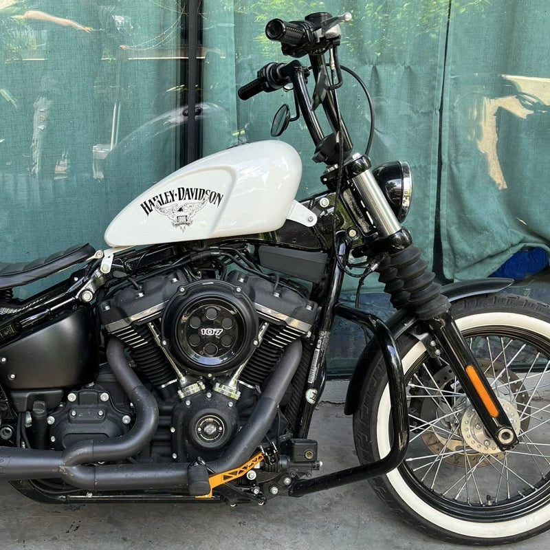 CNC mechanical arm brake lever for Harley-Davidson Softail, detail view