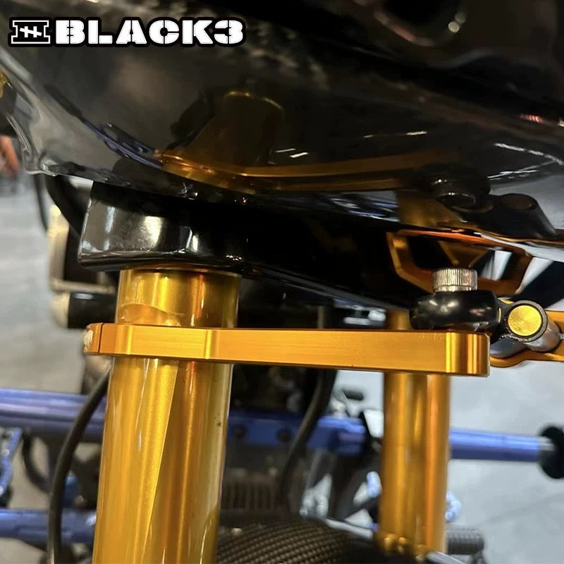 CNC steering damper bracket for Harley-Davidson, detail view