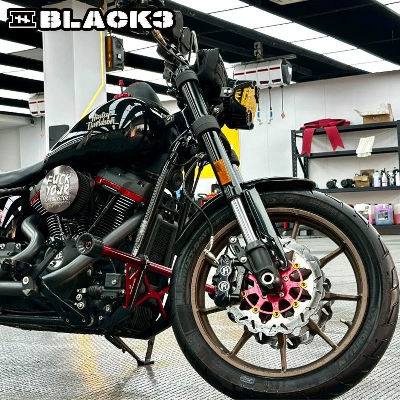 aluminum crashbar for Harley-Davidson Softail, detail view